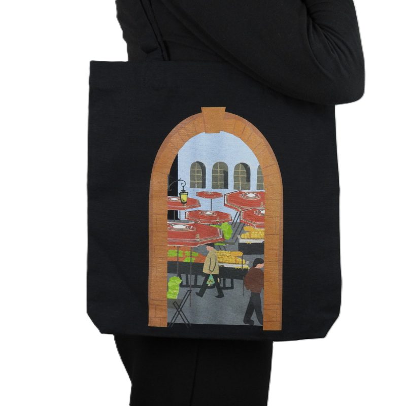 tote dolac crna